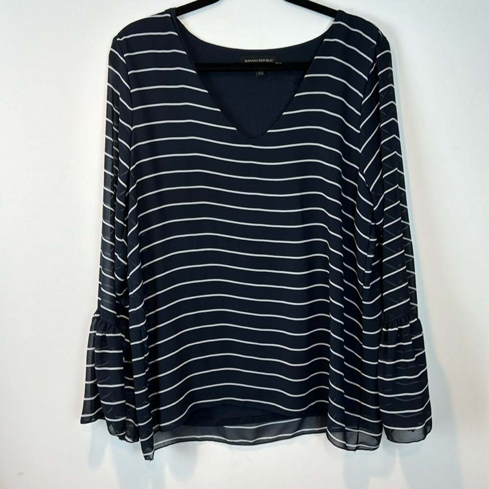 Banana Republic Top - Women's Large